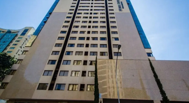 NB613 Na Esplanada dos Ministérios, Rezervovat Hotel Monumental Axis 