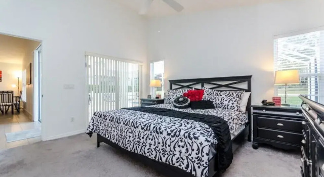 633tc Modern 3 Bedroom Villa, Book Villa Hoteller i Four Corners med pool, Swimmingpool