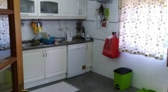 Номер Standard Room in Apartment - Double Room 2 In Albarraque, Sintra, Shared Bathroom