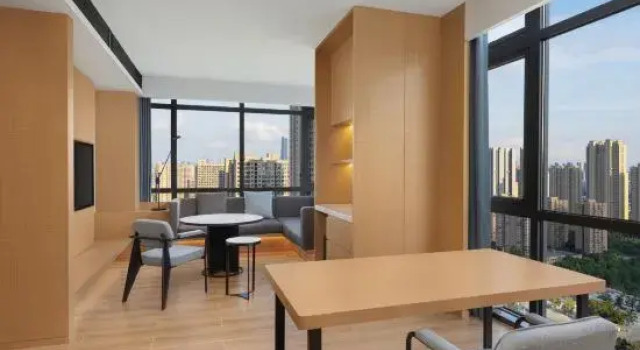Люкс Premier Wuhan Hankou Railway Station Marriott Fairfield Hotel