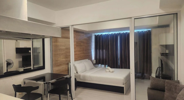 Azure Staycation Philippines by AMRS Near Manila International Airport