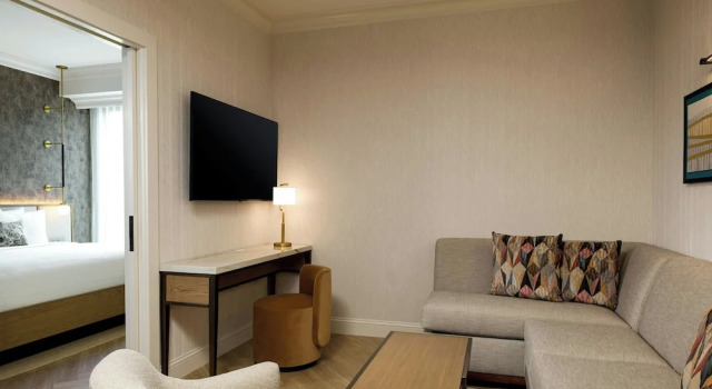 Люкс Canal House of Georgetown a Tribute Portfolio Hotel Georgetown, Washington D.C
