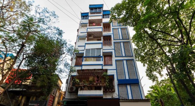 Hotel O South Inn, Prenota Hotel Calcutta 