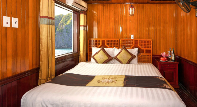 Halong Seasun Cruise, Забронировать Отель Отели Халонг с парковкой, Парковка