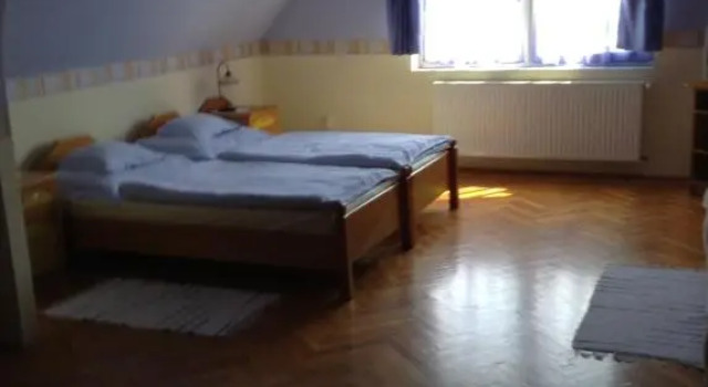 Номер Standard Főnix Fogadó