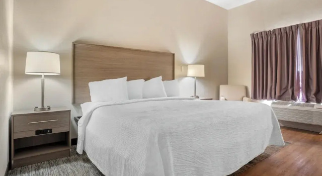 Номер Deluxe Red Roof Inn PLUS & Suites Vicksburg