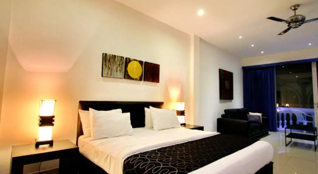 Номер Standard East Suites