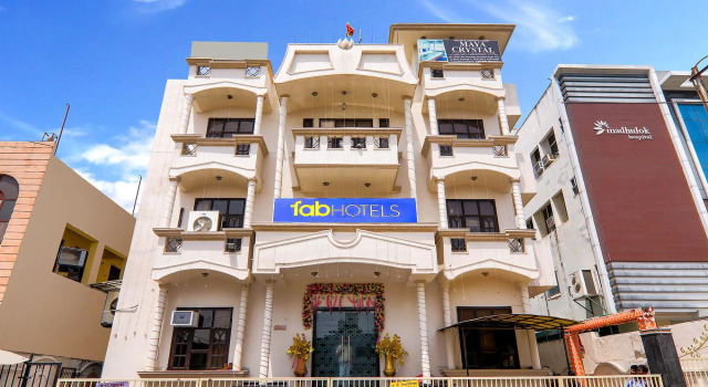 FabHotel Maya Crystal