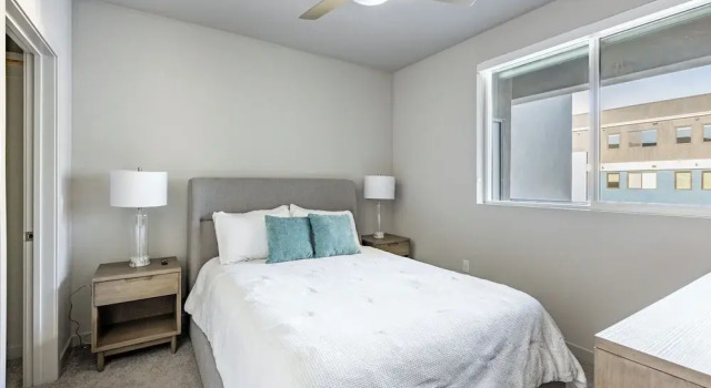 Landing Apartments - Emory at RED, Забронировать Апартаменты/квартира Отели Рино с бассейном, рядом с Театр Reno Little Theater, Бассейн