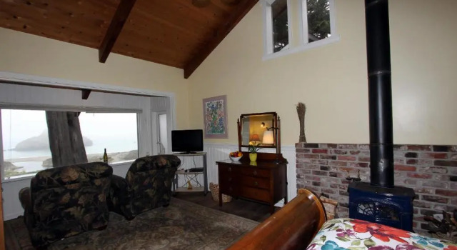 Elk Cove Inn & Spa, Забронировать Курортный отель Элк Mendocino Coast