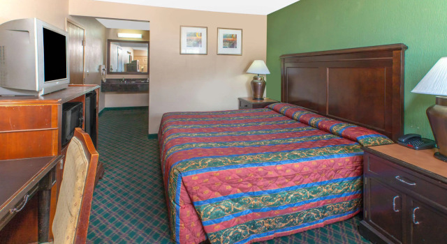 Двухместный номер Standard Knights Inn Forest Hill