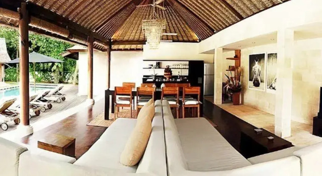 Villa Charlie Seminyak, Забронировать Вилла Виллы провинции Бали, Вилла
