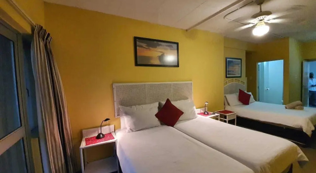 Четырёхместный номер Standard Riviera Hotel Durban