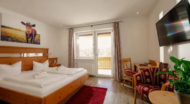 Номер Comfort Hotel ThälerHäusle mit Schwimmbad