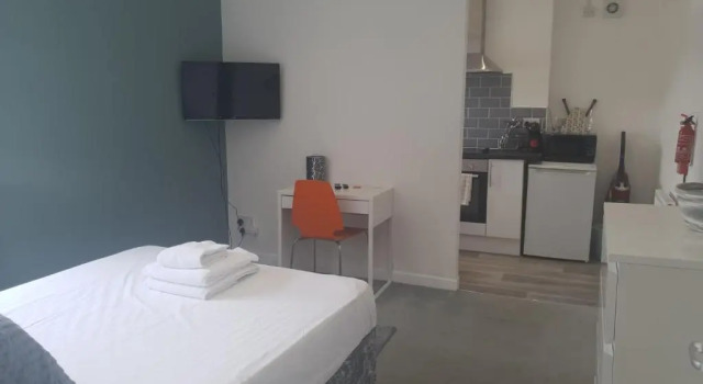 Cozy Crib - 1 Bed Studio, Забронировать Отель Суонси Полуостров Гоуэр, рядом с Замок Лухур