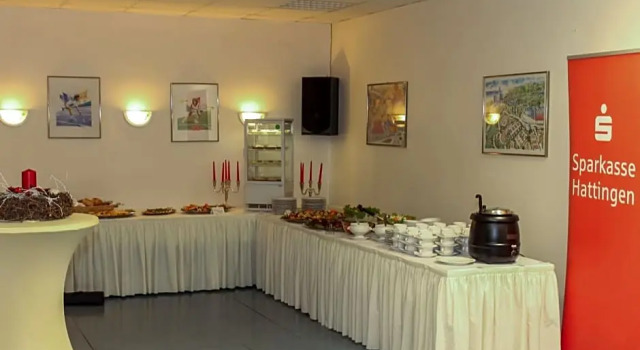 TOTOs Gasthaus, Забронировать Отель Отели Хаттинген с парковкой, Парковка