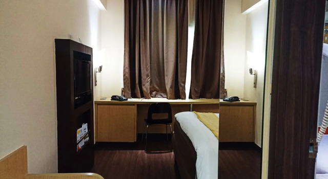Номер Superior Tamarin Hotel Jakarta