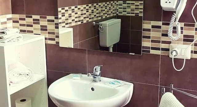 Tortora Room in Garibaldi Square, Забронировать Отель Отели Неаполя с завтраком, рядом с Кафедральный собор Неаполя, Завтраки