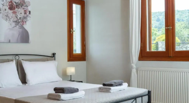 Коттедж с 2 комнатами Galani Vacation House