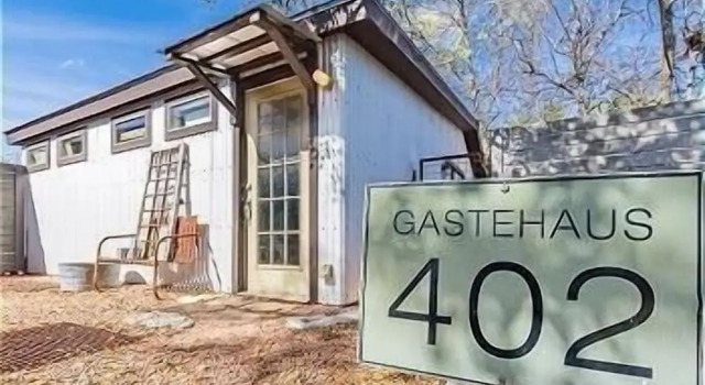 Коттедж Gausthaus 402 1 Bedroom Cottage by RedAwning