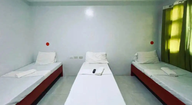 Трёхместный номер Standard A and A Bed and Breakfast Inn powered by Cocotel