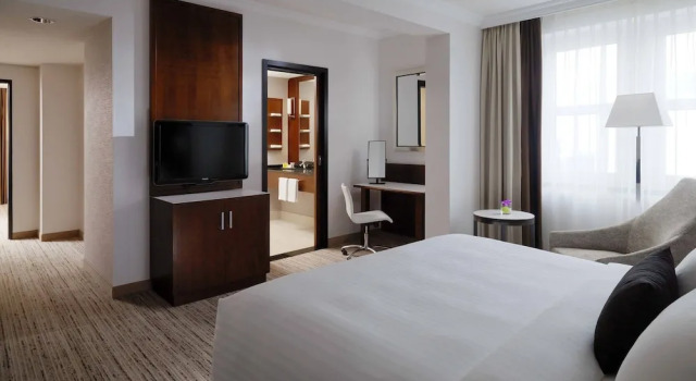 Люкс c 1 комнатой Cologne Marriott Hotel