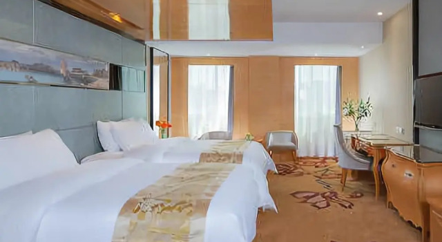 Vienna Classic Hotel, Book Hotel Shishi Fujian