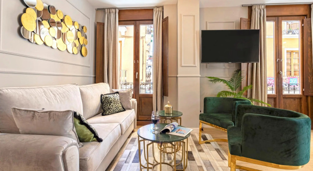 Lovely 1 bd apartment in the heart of Granada. Mesones I, Забронировать Апартаменты/квартира Гранада Granada Province, рядом с Музей народных традиций и искусств Los Tiros de Granada