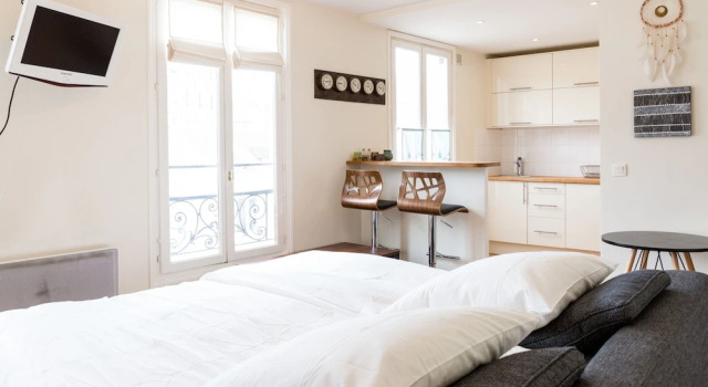 Studio Rue Lepic, Забронировать Отель 18-й округ: Монмартр Париж, рядом с Монмартр