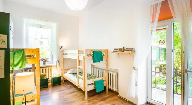 Кровать в общем номере Downtown Forest Hostel & Camping