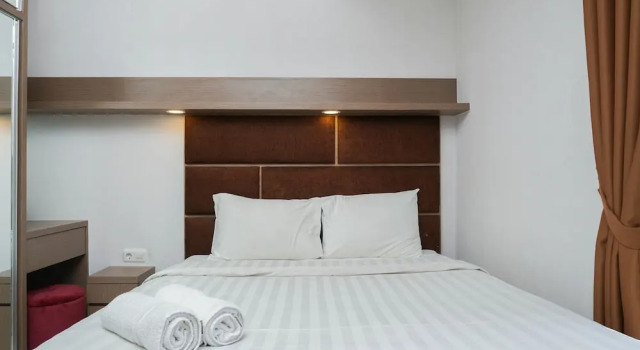 Номер Standard New Furnished Studio West Vista Apartment near Puri Indah