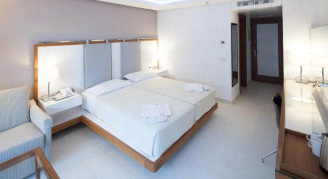 Двухместный номер Standard с частичным видом на море Alimounda Mare Hotel