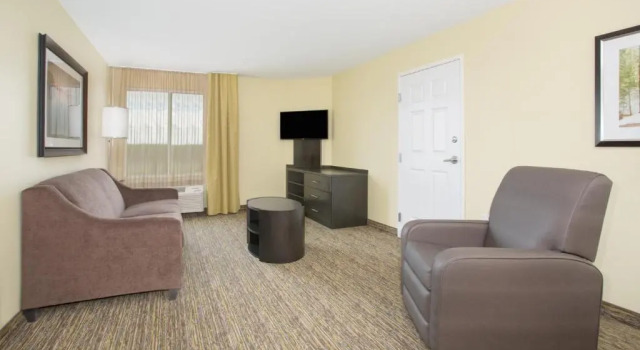 Двухместный люкс c 1 комнатой Candlewood Suites Longmont - Boulder Area by IHG
