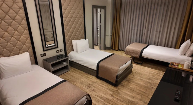 Семейный номер Standard Lala Grand Hotel