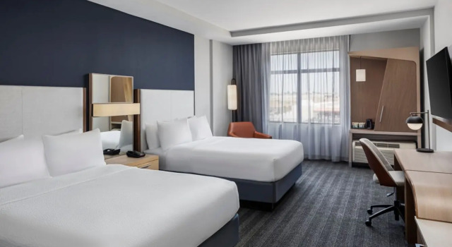 Четырёхместный номер Standard Courtyard by Marriott San Angelo