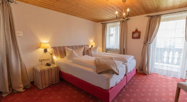 Двухместный номер Standard с видом на горы Hotel garni Reiffenstuel