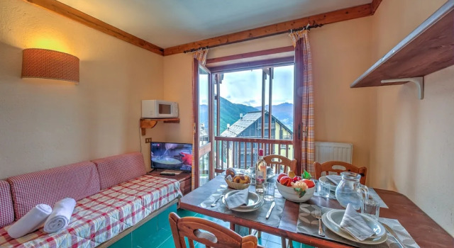 Grange Hike & Ski - 38D Sestriere, Prenota Hotel Sauze di Cesana 