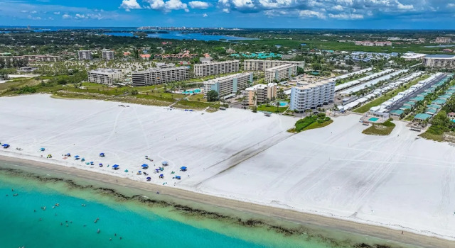 Номер Standard с балконом и рядом с пляжем Jamaica Royale by Beachside Management