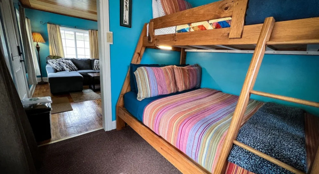 Коттедж Deluxe с 2 комнатами Sherwood Court Cottages & Guest Rooms