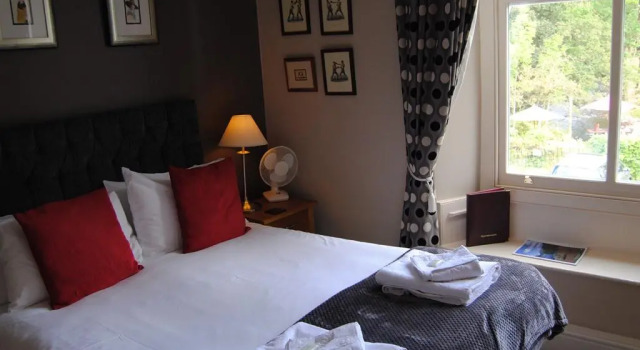 The Eagle and Child Inn, Забронировать Гостевой дом Кендал Озерный край