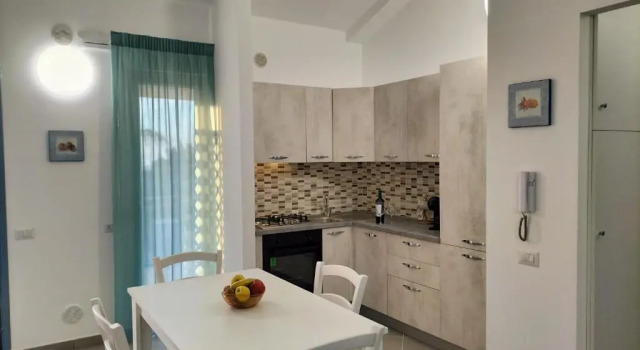 Icaro Residence Apartments with a beautiful pool, Buchen Sie Ferienwohnung SantʼAgata di Militello Monti Nebrodi
