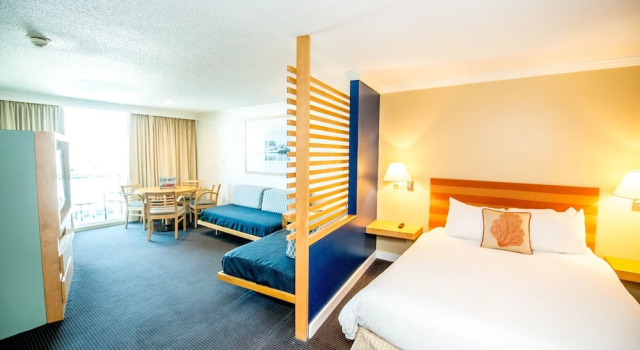 Номер Standard Port Royal Oceanfront Hotel