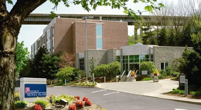 Nichols Village Hotel, Buchen Sie Hotel Clarks Summit The Poconos