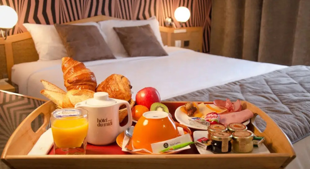 Номер Superior Logis Hôtel du Midi - Saint Etienne Sud