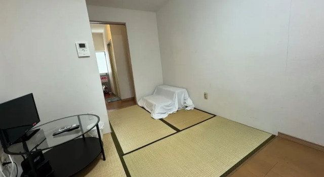 Коттедж Higashimikuni House