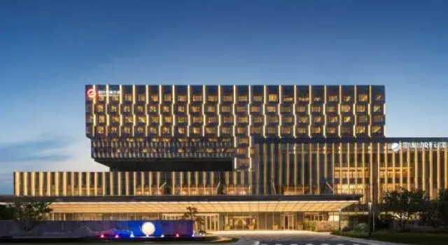Grand New Century Hotel Meishan Spring Shaoxing, Rezerwuj Hotel Hotele 5-gwiazdkowe w Shaoxing, 5*