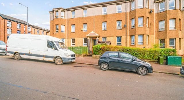 Cosy and Bright 3-Bedroom Flat