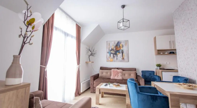 Apartments View Dvori E25, Buchen Sie Ferienwohnung Kopaonik 