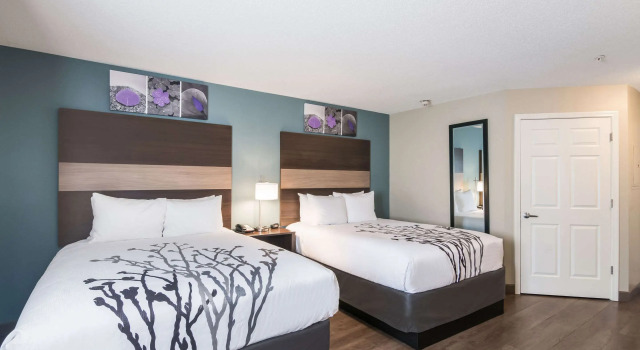 Четырёхместный люкс Sleep Inn & Suites Columbus near Fort Benning