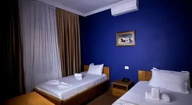 Трёхместный семейный номер Standard с балконом и с видом на город Hotel Akropoli